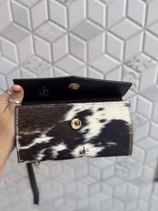 Pochette en cuir bohème, portefeuille sculpté à la main, pochette de créateur élégante pour femme, pochette de tous les jours - Product Image 4