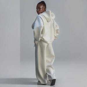 Vêtements de sport pour femmes de haute qualité, ensemble décontracté 2 pièces, sweat-shirts et pantalons de survêtement pour femmes - Product Image 4