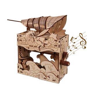 Carillon in Legno 3D Fatto a Mano con Design a Forma di Balena, Giocattolo per Regali di Compleanno, Festività e Natale - Product Image 1