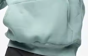 เสื้อฮู้ดดี้ผู้ชายแบบสั่งทำพิเศษ OEM ทรงโอเวอร์ไซส์ ผ้าฟลีซกันหนาว พร้อมลายปักและลายพิมพ์ - Product Image 4