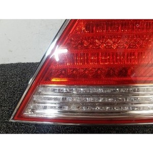 ไฟท้ายขวา LED ของแท้ ปี 1999-2008 รุ่น Centennial  รหัสอะไหล่ 924023B700 มือสอง - Product Image 4