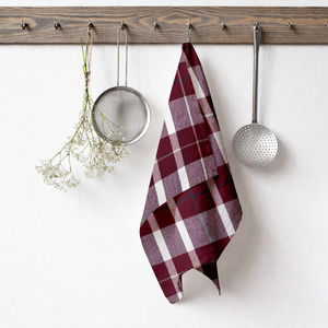 Serviettes de cuisine à motif à carreaux fabriquées en Inde à prix avantageux avec design et logo personnalisés - Product Image 5