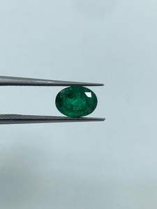 Émeraude naturelle de qualité supérieure, taille ovale, vert classique, pierre précieuse en vrac, 6x8mm, 1,40 carats, provenant d'Inde - Product Image 5