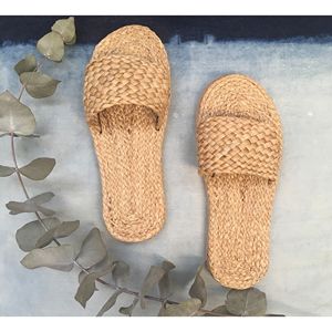 Handmade Water Hyacinth <b>Slippers</b> Natural Fiber Indoor House Sandals Suitable for Hotels Resorts Villas and Guest Houses - Product Image 6