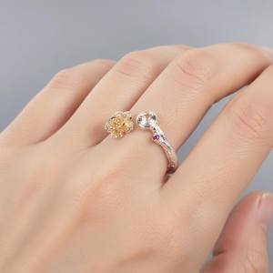 Bague Fleur de Tourmaline Rose en Argent Sterling Plaqué Rhodium, Bijou de Mariage Conçu pour un Style Romantique Inspiré de la Nature - Product Image 2