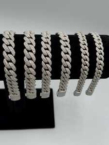 Bracelet chaîne cubaine en argent 925 plaqué or avec moissanite taille brillant, bijoux hip-hop certifiés par un tiers, sertissage griffe - Product Image 5