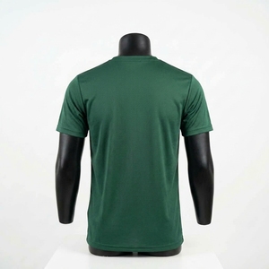 T-shirt de sport personnalisé pour homme, séchage rapide, respirant, polyester, pour la gym, la course à pied et le fitness - Product Image 5