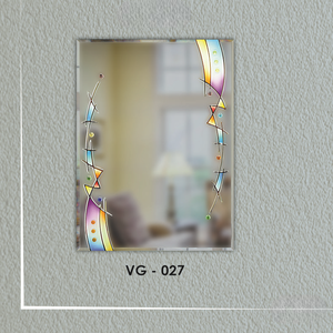 Renueva tu espacio de estar con este espejo sin marco con diseño de ranura en V que ofrece un elemento de diseño único y llamativo. - Product Image 5