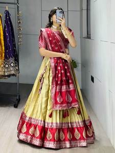 Lehenga en soie Kanchipuram tissée Royal Zari avec dupatta - Product Image 4