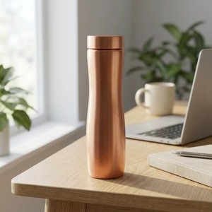 Botella de Agua de Cobre Puro Premium de 1 Litro para Uso en Casa, Oficina y Gimnasio, Diseño Tradicional, Ecológica y Sostenible - Product Image 1