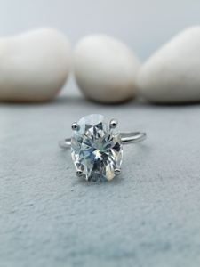 แหวนแต่งงานทรงรีทันสมัยจาก D'VINS JEWELS ประดับเพชรทรงบริลเลียนต์สี D ขาว โรสโกลด์ พร้อมใบรับรอง - Product Image 2