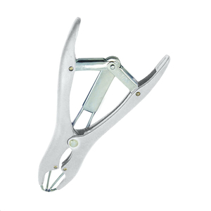 Pince applicatrice d'anneaux en acier inoxydable avec mécanisme d'ouverture de précision, équipement agricole durable - Product Image 2