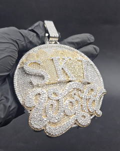 จี้เพชรโมซานไนต์แบบ Iced Out สองสี เงินแท้ 925 ชุบทอง 18k จี้ตัวอักษรแบบฮิปฮอปสั่งทำได้ จี้ส่วนตัว  เครื่องประดับสั่งทำ - Product Image 1