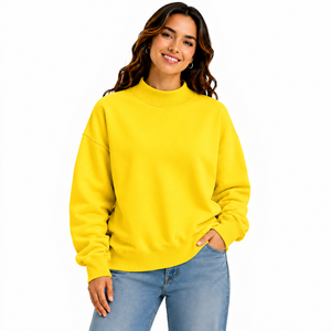 Sweat-shirt oversize jaune à col roulé brodé pour femme, avec épaules tombantes, personnalisable avec logo frontal, style pull pour le quotidien - Product Image 1