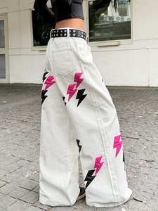 Jeans boyfriend confortables et décontractés pour femmes, denim déchiré et usé - Product Image 2
