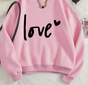 เสื้อสเวตเชิ้ตผู้หญิงสีชมพู คอกลม ทรงโอเวอร์ไซส์ ผ้าคอตตอนผสมสไตล์วินเทจ ปักลายตัวอักษรคำว่ารัก แขนยาว สวมใส่สบายๆ - Product Image 1