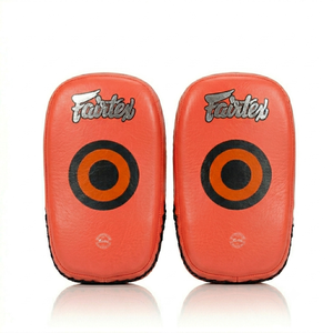 อุปกรณ์ฝึกซ้อมมือถือ Fairtex Professional Focus Pad สำหรับการออกกำลังกายและพัฒนาทักษะ - Product Image 6