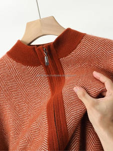 Top Trending Nuevo diseño Elegante Ligero Conjunto de 2 piezas 100% Algodón Chándales casuales Personalizar Trajes de sudor transpirables - Product Image 5