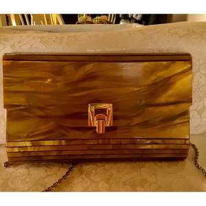 Bolso de Mano de Resina de Diseño Premium para Mujer, Artesanía de Resina Hecha a Mano - Product Image 3