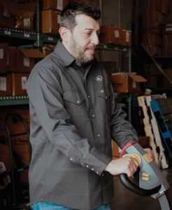 Camisas y Chaquetas Resistentes al Fuego para Soldadura, de Algodón NFPA2112 CAT2 FR, 7.5oz, Repelentes al Agua, Resistentes al Calor de 300-500C, con Paquete de Respirador - Product Image 3