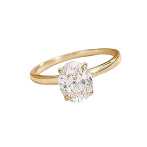 Anillo de Compromiso de Oro Amarillo de 18K con Moissanita de Cuatro Puntas, Anillo de Boda con Forma Ovalada - Product Image 5