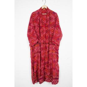 Kimono indio de seda pura con cuello en V y patchwork, vestido largo para mujer con cierre de cordón frontal, cómodo, suave, transpirable y elegante. - Product Image 6