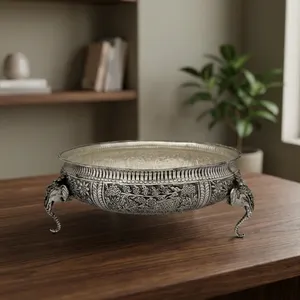 Urli sculpté avec soin sur trompe d'éléphant, taille moyenne - Product Image 2