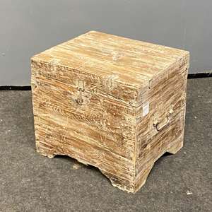 Meilleure Collection : Coffre Vintage en Bois Massif Fait Main avec 2 Compartiments pour Décoration Mix & Match - MOQ 1 Conteneur Uniquement - Product Image 1