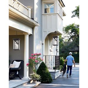 Lámpara Colgante de Exterior 5CCT, Portavelas de Cristal Grande, Linterna de 3 Luces, Bronce Envejecido, Bombillas LED Integradas Incluidas - Product Image 3