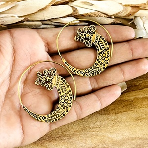 Pendientes de Aro Étnicos con Diseño Único de Pavo Real Tribal, Joyería Boho de Latón para Mujer, Acabado de Latón Antiguo, Accesorios al por Mayor/OEM/ODM - Product Image 6