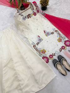 Conjunto de Sharara, Plazzo y Dupatta para Mujer, con Bordado Multicolor, Diseño de Moti, Largo hasta el Tobillo, para Fiestas, de Secado Rápido, Antiarrugas y Reversible - Product Image 5
