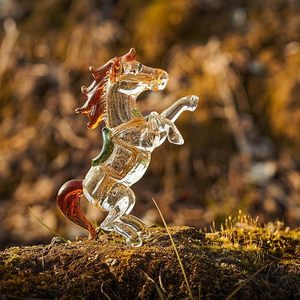 Dôme en verre soufflé artisanal en borosilicate de Murano, motif cheval, décoration d'intérieur, couleur personnalisable, mini-monde en verre, Noël - Product Image 3