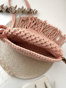 Bolso de Mano Tipo Clutch con Flecos de Macramé y Cuentas de Seda, con Cierre Magnético, Tamaño Personalizado, para Compradores Mayoristas de Boutique - Product Image 3