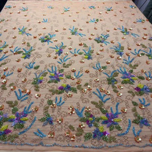 Tela de red tejida 100% acrílica bordada a mano con cuentas, laminada con HDPE, resistente a la abrasión, de alta densidad, para accesorios de mujer. - Product Image 1