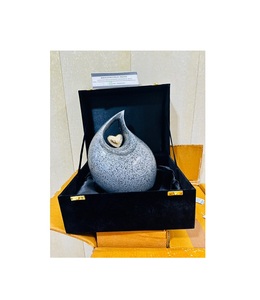 Wholesale Adult American Style Aluminum Tear <b>Drop</b> Urn Durable Eco-Friendly Customizable Cremation Urns Green Velvet <b>Box</b> 3-Year - Product Image 1