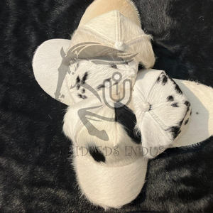 Casquettes en cuir de vachette personnalisées marron/blanc 2025 |   Chapeau de sport artisanal haut de gamme, respirant, en tissu imperméable, réglable - Product Image 2