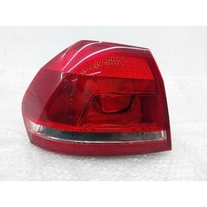 Luz Trasera Izquierda Usada para Passat 561945257 - Product Image 1