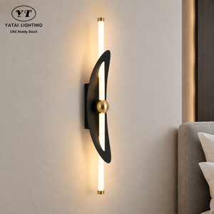 Applique murale intérieure moderne 14W LED en acrylique et fer pour chambre, hôtel, couloir, escalier avec options 3000K, 4500K, 6000K - Product Image 1