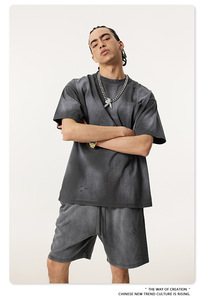 เสื้อยืดคอกลมทรงโอเวอร์ไซส์ ผ้าถักลายบาติกวินเทจ ปักโลโก้ตามสั่ง ย้อมสีซีดแบบดิสเทรส ซักแบบวินเทจ ผ้าหนา ทนทาน สำหรับผู้ชาย - Product Image 3