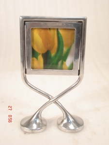 Decorative Metal Photo <b>Frame</b> Round Circle Alloy <b>Picture</b> <b>Frame</b> <b>Vintage</b> Wall Decor for Home Wedding Gift - Product Image 2