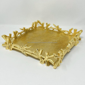 Plateau décoratif de Noël moderne en aluminium plaqué or pour la décoration de table, personnalisable, meilleure qualité, Inde - Product Image 1