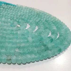 Perles de pierres précieuses en calcédoine aqua naturelle, rondes, lisses, 8 mm, vendues par brin de 8 pouces de long - Product Image 2