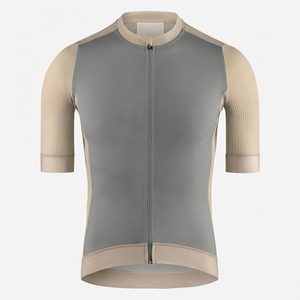 Maillot de Ciclismo Personalizado para Mujer, 100% Poliéster, Sublimado, Transpirable, de Secado Rápido, Verano, Corte Ajustado, Cierre de Cremallera, Manga Corta - Product Image 1