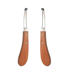 Cuchillo de Herrador Personalizado para Caballos, Mango de Madera, Hoja Curva, Herramienta Veterinaria para el Cuidado de Pezuñas, Venta al por Mayor OEM - Product Image 4