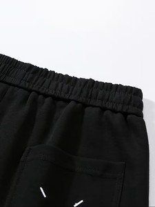 Pantalones Cortos para Hombre Sin Arrugas, Transpirables, con Cintura Ajustable con Cordón, Corte por Encima de la Rodilla, Sensación de Llevar Poco o Nada, Ideales para el Hogar - Product Image 4