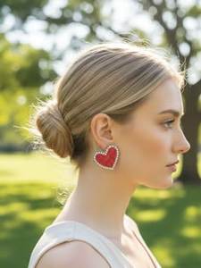 Pendientes de Corazón Rojo Hechos a Mano con Cuentas, Joyería para el Día de San Valentín, Tema de Amor, Artesanía Textil, Accesorios para Mujer, Regalos y Manualidades>Manualidades - Product Image 2