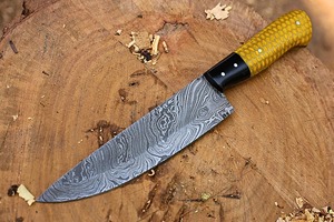 Couteau de chef en acier damas forgé à la main, style japonais, manche en résine, couteau de cuisine pour droitier - Product Image 6