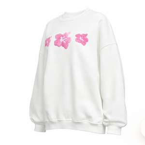 Sudadera con capucha oversize para mujer con diseño personalizado, estilo casual de invierno, mangas raglán, bordado floral y estampado tejido. - Product Image 3