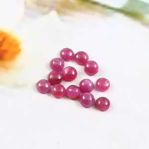 Lote al por mayor de gemas sueltas calibradas de rubí natural redondo de 6x6 mm con base plana para la fabricación de joyería. - Product Image 3