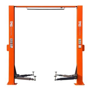 Elevador Hidráulico para Autos TMG ALT100 de 10,000 lb, Diseño de Dos Postes con Brazos Simétricos, Altura de Elevación de 72 Pulgadas, Liberación de Bloqueo de Doble Punto - Product Image 1